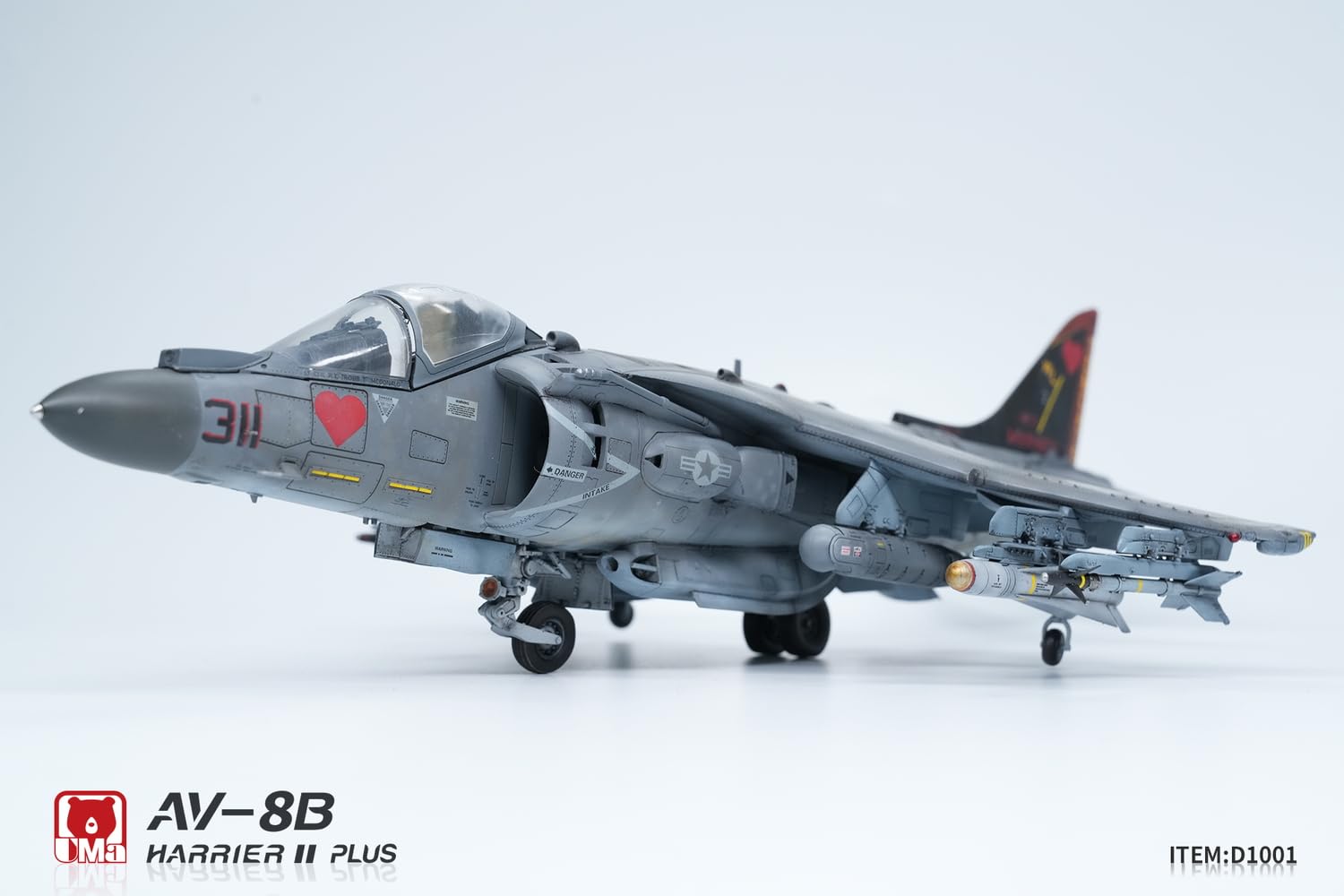 【三連休特価！】UM aモデル1/48 AV-8B ハリアーII PLUS 三連休特価！】UM aモデル1/48 AV-8B ハリアーII PLUS - メルカリ